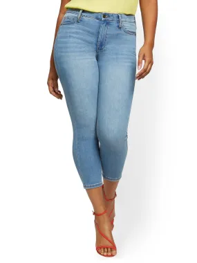 Abby High-Waisted Slimming Capri Jeans - Light Blue