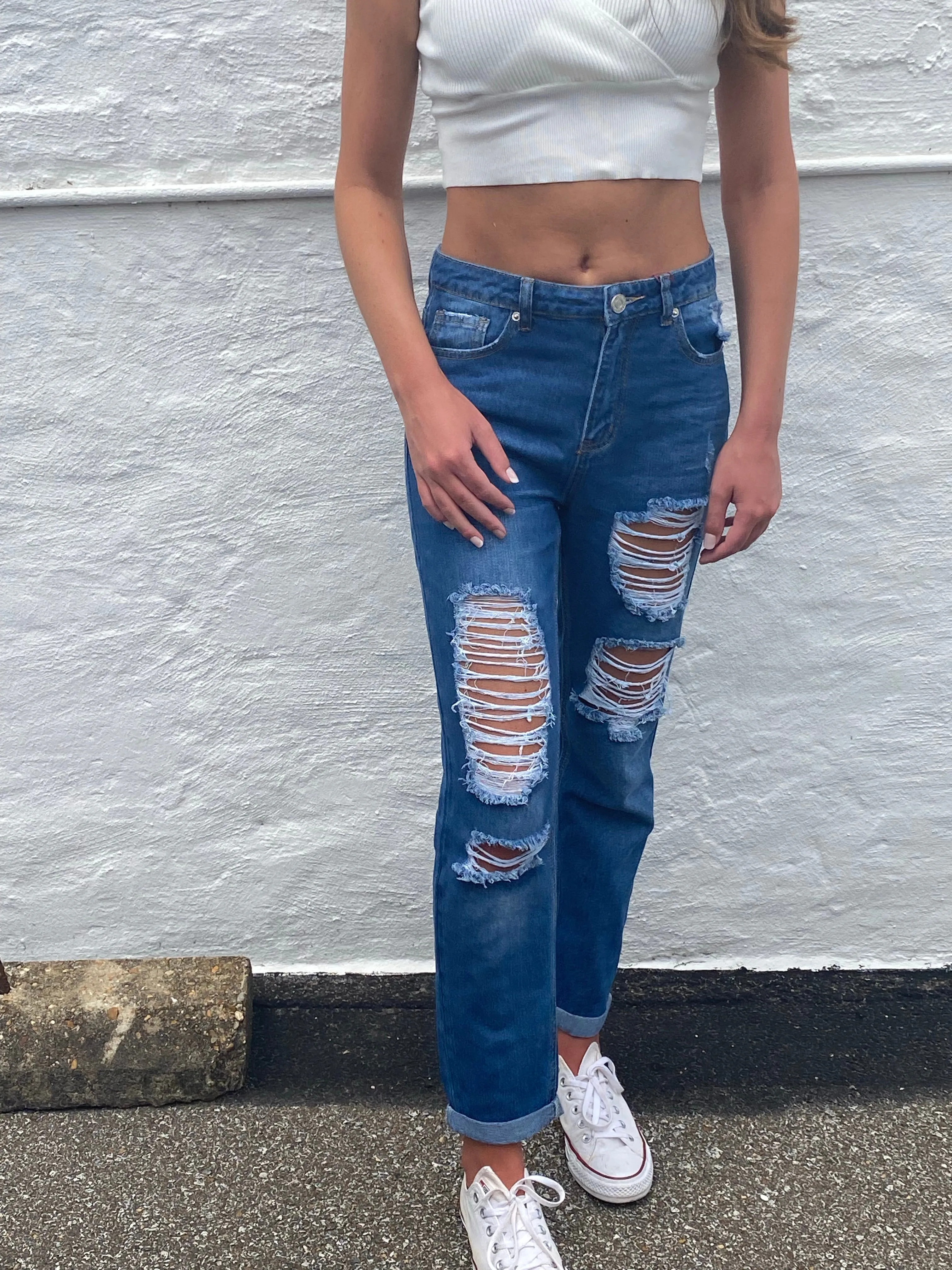 Elizabeth Distressed Jeans