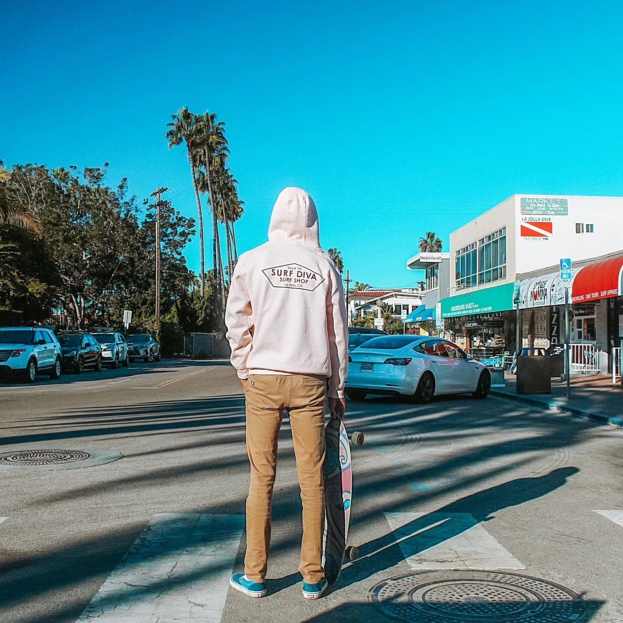 HOODIE SWEATSHIRT with SURF DIVA SURF SHOP (pink)